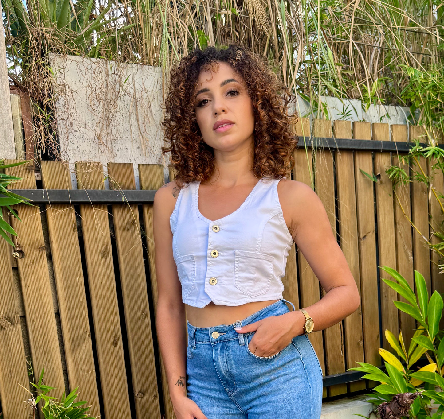 Top Amoda
