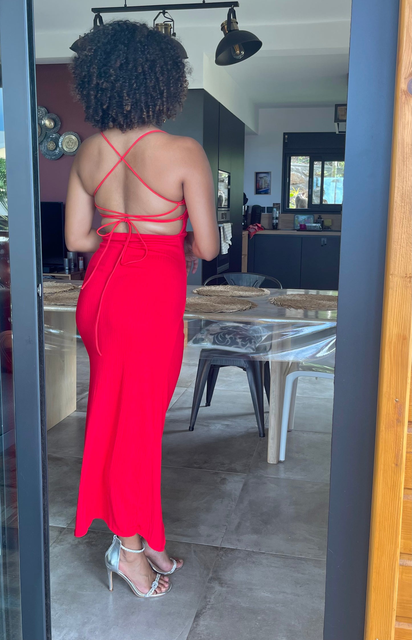 Robe Nelsia