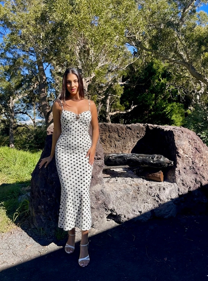 Robe Flavia